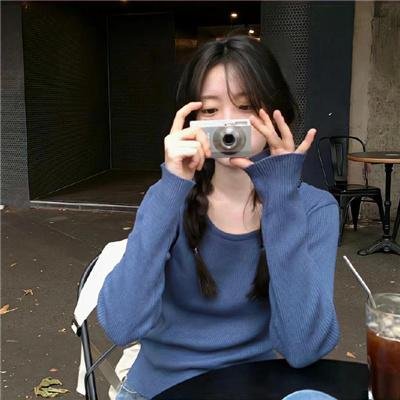 莫斯科来的香烟女孩